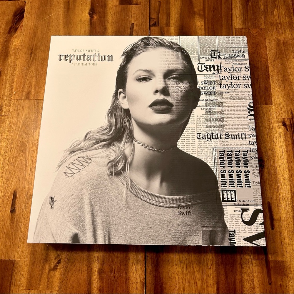 Taylor Swift Reputation Stadium Tour VIP Box